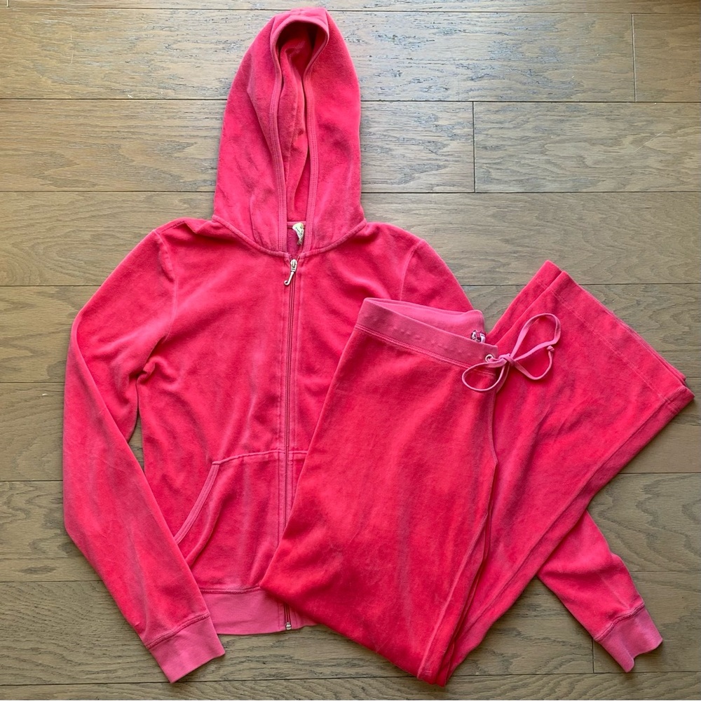 Juicy Couture y2k Pink Coral Velour Tracksuit